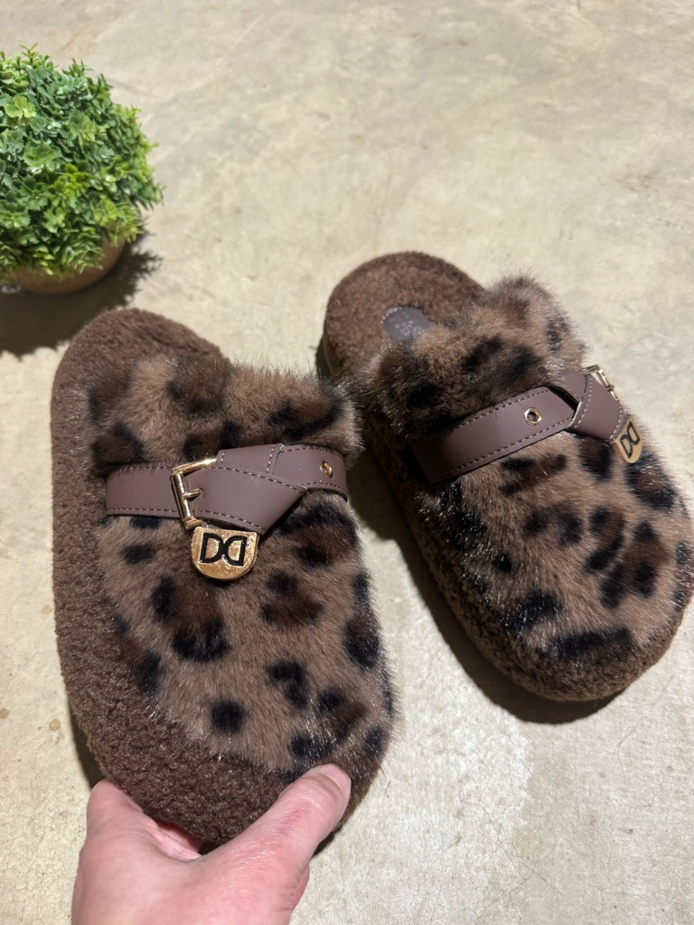 Leopard Animal Print‎ Slippers Women Size 38 Faux Fur Mobwife Cozy Comfy Brown